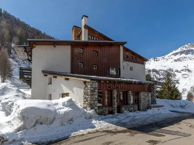 Vue générale sur la montagne ou vue sur la montagne depuis l'appartement
