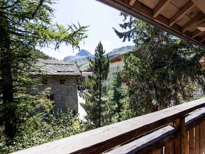Plan de l'établissement Appartement spacieux avec cheminée, parking, Val-d'Isère - FR-1-567-138