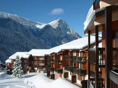 Vue générale sur la montagne ou vue sur la montagne depuis l'appartement