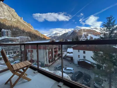 Vue générale sur la montagne ou vue sur la montagne depuis l'appartement