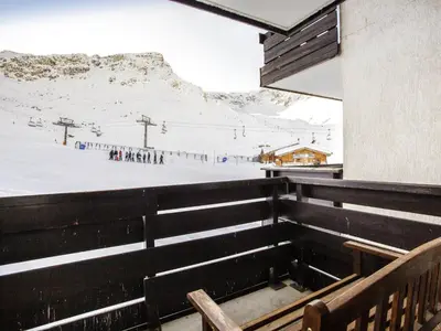 L'établissement Studio Les Tommeuses - Val Claret-26 by Interhome en hiver