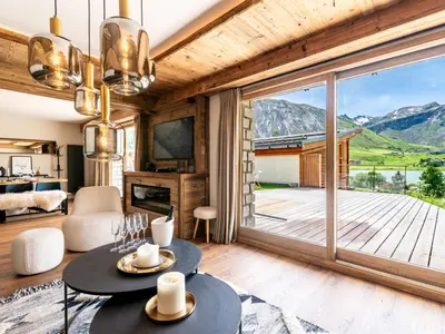 Vue générale sur la montagne ou vue sur la montagne depuis l'appartement