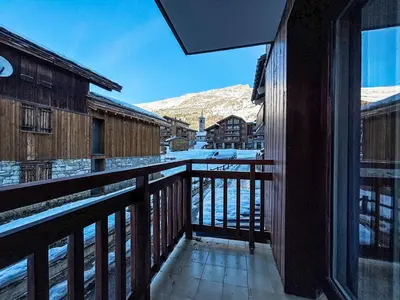 Vue générale sur la montagne ou vue sur la montagne depuis l'appartement