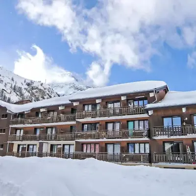Apartment Les Olympiques - Tignes 1800-9 by Interhome