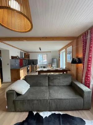 Cuisine ou kitchenette dans l'établissement Charmant appartement au coeur de Val Cenis