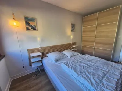 Un ou plusieurs lits dans un hébergement de l'établissement Appartement rénové 6 pers · Pied des pistes · Balcon Sud - FR-1-502-609