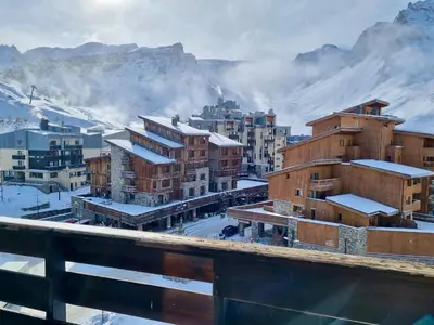 Vue générale sur la montagne ou vue sur la montagne depuis l'appartement