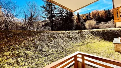 Vue générale sur la montagne ou vue sur la montagne depuis l'appartement