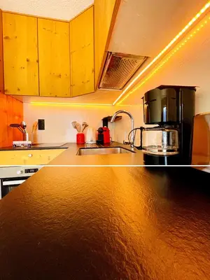 Cuisine ou kitchenette dans l'établissement Appt 4 people - Cîmes Scolette