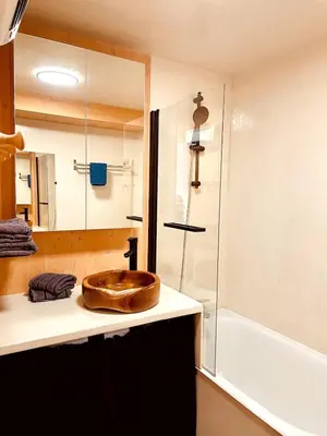 Salle de bains dans l'établissement Appt 4 people - Cîmes Scolette