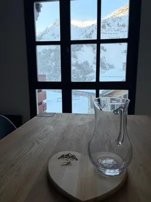 Vue générale sur la montagne ou vue sur la montagne depuis l'appartement