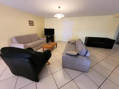 Coin salon dans l'établissement Résidence Lanslebourg Village - Appartement 3 pièces - 6 personnes MAE-7953