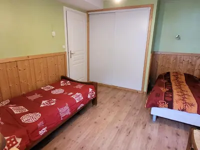 Un ou plusieurs lits dans un hébergement de l'établissement Résidence Lanslebourg Village - Appartement 3 pièces - 6 personnes MAE-7953