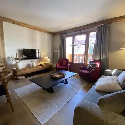 Beautifully Renovated 2 Bedroom Apartment - Arc 1950 - Prince des Cimes