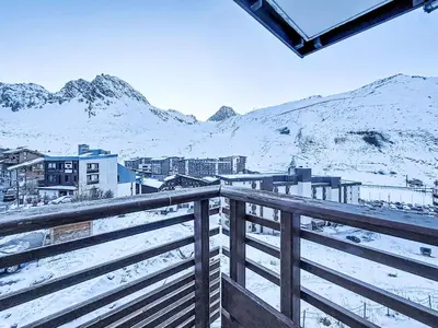 Vue générale sur la montagne ou vue sur la montagne depuis l'appartement