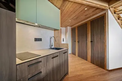 Cuisine ou kitchenette dans l'établissement Résidence Freddie