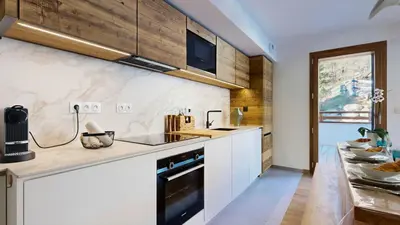 Cuisine ou kitchenette dans l'établissement New, Mountain View, Terrace 26m, 8 People