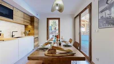 Cuisine ou kitchenette dans l'établissement New, Mountain View, Terrace 26m, 8 People