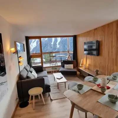 Bel appartement lumineux avec vue à couper le souffle