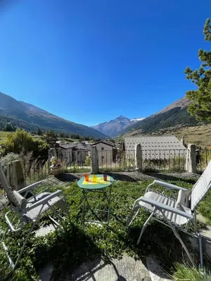 Vue générale sur la montagne ou vue sur la montagne depuis l'appartement