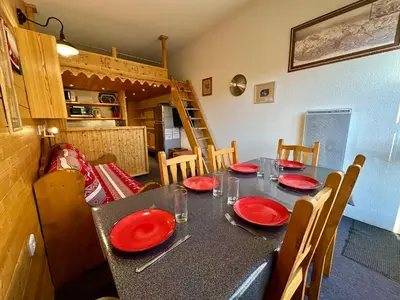 Cuisine ou kitchenette dans l'établissement Duplex des Cimes - Ménage inclus - Ski IN-OUT - Arc 2000 - La conciergerie du Varet