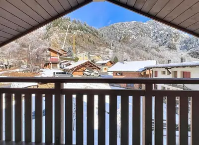 Vue générale sur la montagne ou vue sur la montagne depuis l'appartement