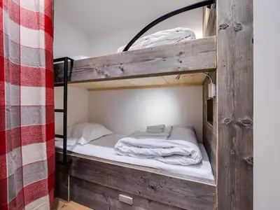 Un ou plusieurs lits dans un hébergement de l'établissement Duplex rénové avec balcon à Val d'Isère, parking inclu - FR-1-862-24