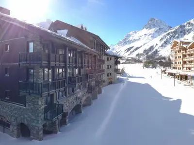 Vue générale sur la montagne ou vue sur la montagne depuis l'appartement