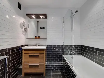 Salle de bains dans l'établissement Appartement rénové 5 pers, Val d'Isère, centre, balcon - FR-1-862-33