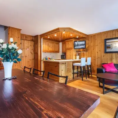 Appartement ski aux pieds avec parking couvert à Val d'Isère - FR-1-862-2