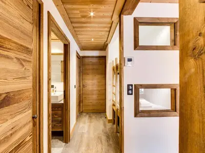 Plan de l'établissement Appartement Ski aux pieds, 4 personnes, Val-d'Isère - FR-1-862-49
