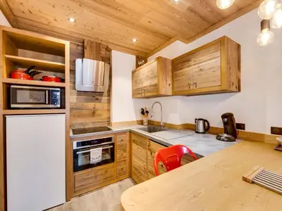 Cuisine ou kitchenette dans l'établissement Appartement Ski aux pieds, 4 personnes, Val-d'Isère - FR-1-862-49
