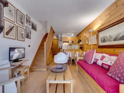 Coin salon dans l'établissement Duplex Confortable Ski aux Pieds avec Parking - FR-1-862-55