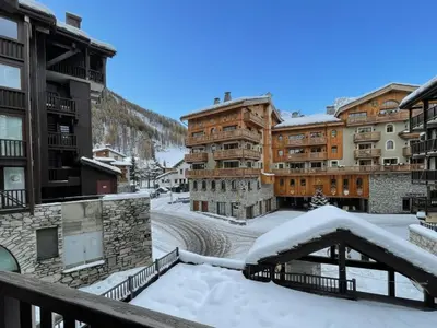 L'établissement Appartement rénové au pied des pistes avec WiFi - FR-1-862-63 en hiver