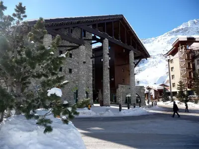 Vue générale sur la montagne ou vue sur la montagne depuis l'appartement