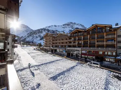 Vue générale sur la montagne ou vue sur la montagne depuis l'appartement