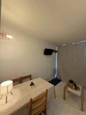 Télévision ou salle de divertissement dans l'établissement Ski InOut -Tignes Val Claret -3 Beds Flat B100