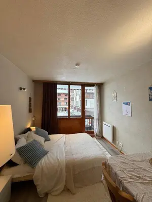 Un ou plusieurs lits dans un hébergement de l'établissement Ski InOut -Tignes Val Claret -2 Beds Flat C168