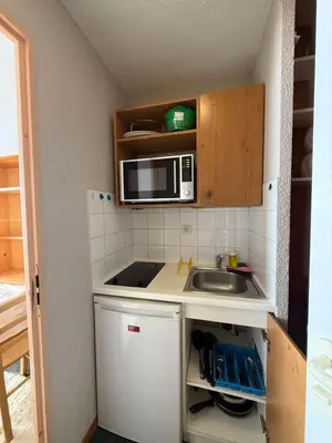 Cuisine ou kitchenette dans l'établissement Ski InOut -Tignes Val Claret -4 Beds Flat C181