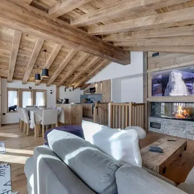 Chalet Élégant au Pied des Pistes à Val d'Isère - FR-1-567-139