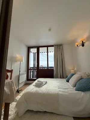 Un ou plusieurs lits dans un hébergement de l'établissement Ski InOut -Tignes Val Claret - 2 Beds Flat C214