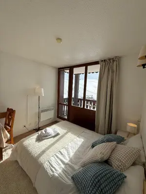 Un ou plusieurs lits dans un hébergement de l'établissement Ski InOut -Tignes Val Claret - 2 Beds Flat C214