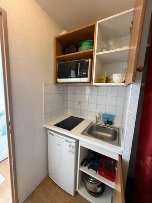 Cuisine ou kitchenette dans l'établissement Ski InOut -Tignes Val Claret - 2 Beds Flat C214