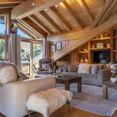 Superbe Triplex de 200 m² à Courchevel avec Parking - FR-1-864-1