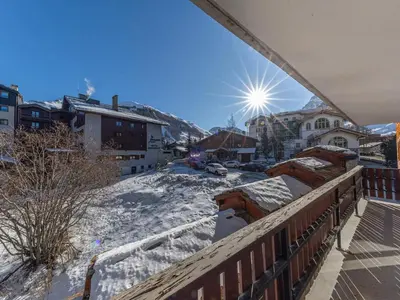 Plan de l'établissement Appartement confortable pour 6 au centre de Val-d'Isère avec Wifi - FR-1-694-443