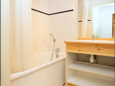 Plan de l'établissement Appartement 6 pers, 33 m², balcon, parking, skieurs bienvenus - FR-1-508-316