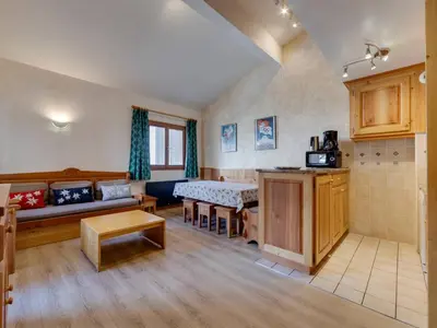 Cuisine ou kitchenette dans l'établissement Appartement ski aux pieds, 3 chambres, balcon, parking inclus - FR-1-862-6