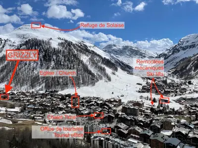 Vue générale sur la montagne ou vue sur la montagne depuis l'appartement