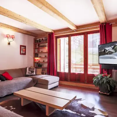 Appartement lumineux avec terrasse et parking couvert