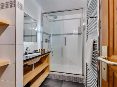 Plan de l'établissement Appartement 4 pers. à Val-d'Isère, ski aux pieds, balcon, parking, WIFI - FR-1-862-42